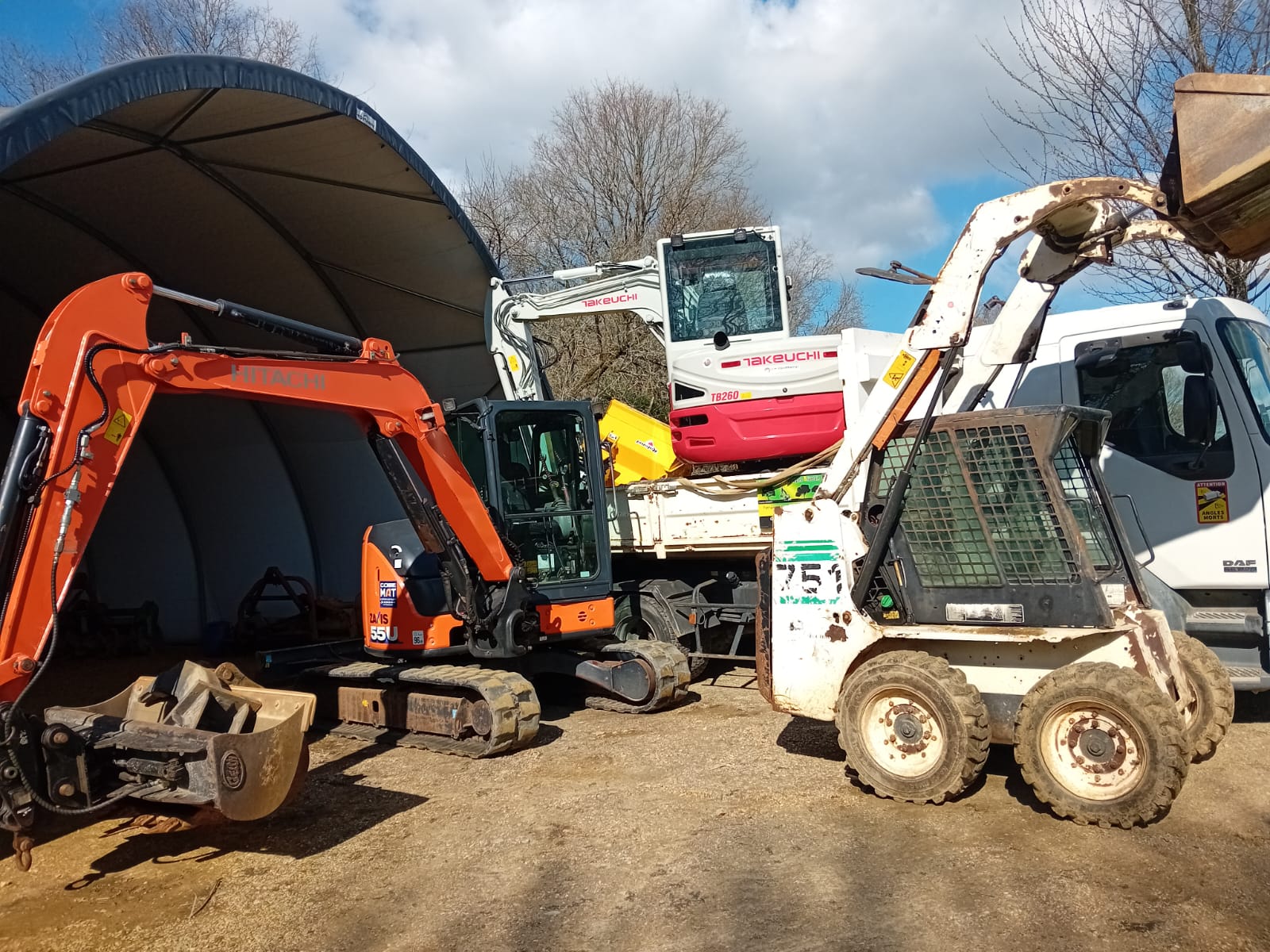 WhatsApp%20Image%202025 05 28%20at%2018.56.58.jpeg